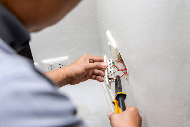 Best Emergency Electrician Near Me  in Guntown, MS